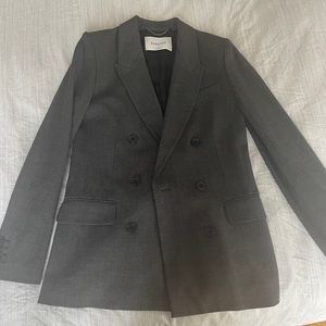 Aritzia Babaton Double breasted Blazer SZ 2